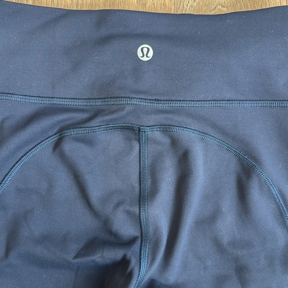 EUC Lululemon Invigorate High-Rise Tight 25" True Navy Size 4 - Picture 9 of 10